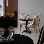 Βίλα Hjemlig Idyl Naer Og By *