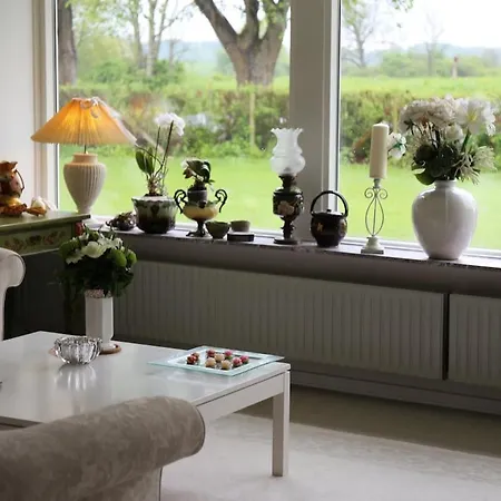 Hjemlig Idyl Naer Og By Haderslev